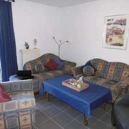 Strandraeubernest Comfortable Holiday Casa de Férias